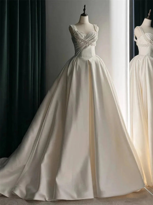 Elegant Ball Gown Sweetheart Sleeveless Structured Back Floor Length Wedding Dress