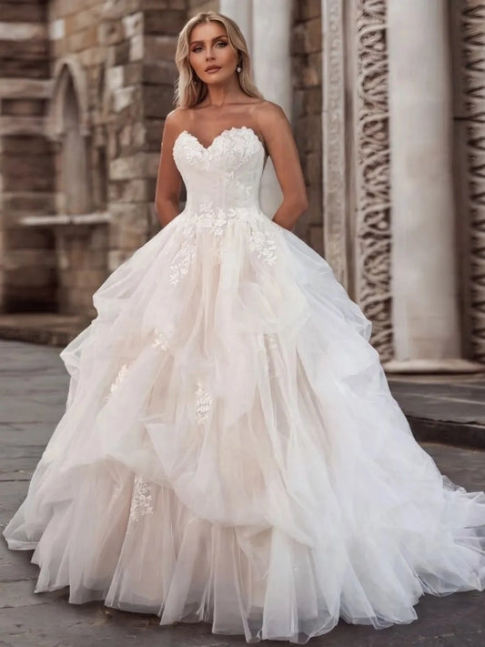Romantic Ball Gown Sweetheart Sleeveless Low Back Floor Length Wedding Dress