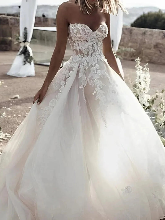 Romantic Ball Gown Sweetheart Strapless Lace Back Floor Length Wedding Dress