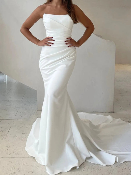 Elegant Mermaid Straight Neck Sleeveless Button Back Cathedral Wedding Dress
