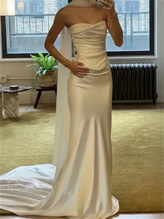 Elegant Mermaid Sweetheart Strapless Zipper Back Floor Length Wedding Dress