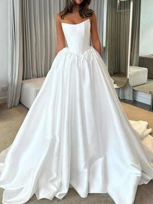 Elegant Ball Gown Sweetheart Sleeveless Button Back Floor Length Wedding Dress