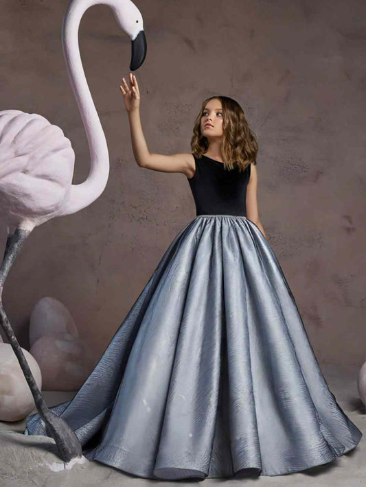 Luxury Ballgown Round Neck Sleeveless Heart Cutout Back Train Length Pageant Flower Girl Dress