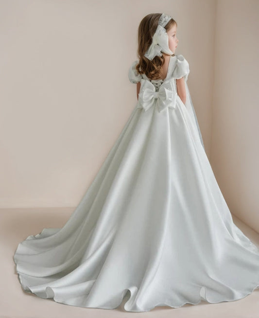 Regal Ball Gown Square Neck Puff Sleeve Lace-Up First Communion Dresses