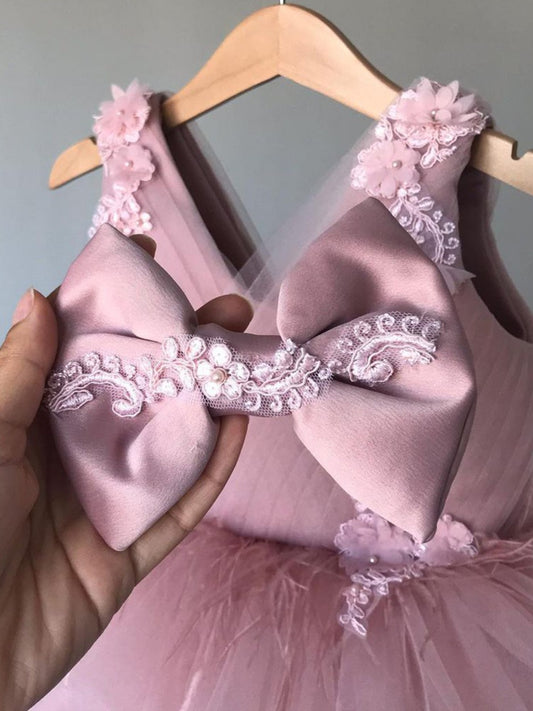 Charming Ball Gown V-Neck Sleeveless Bow Back Tulle Flower Girl Dress