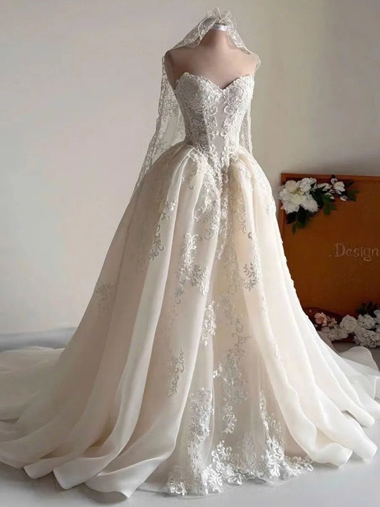 Romantic Ball Gown Sweetheart Sleeveless Fitted Back Cathedral Wedding Dress