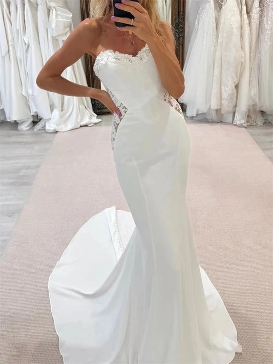 Romantic Mermaid Sweetheart Sleeveless Button Back Chapel Train Wedding Dress