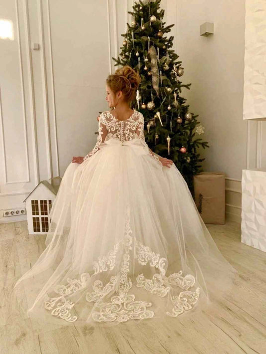 Elegant Ball Gown V?Neck Long Sleeve Bow Back Train Length First Communion Dress