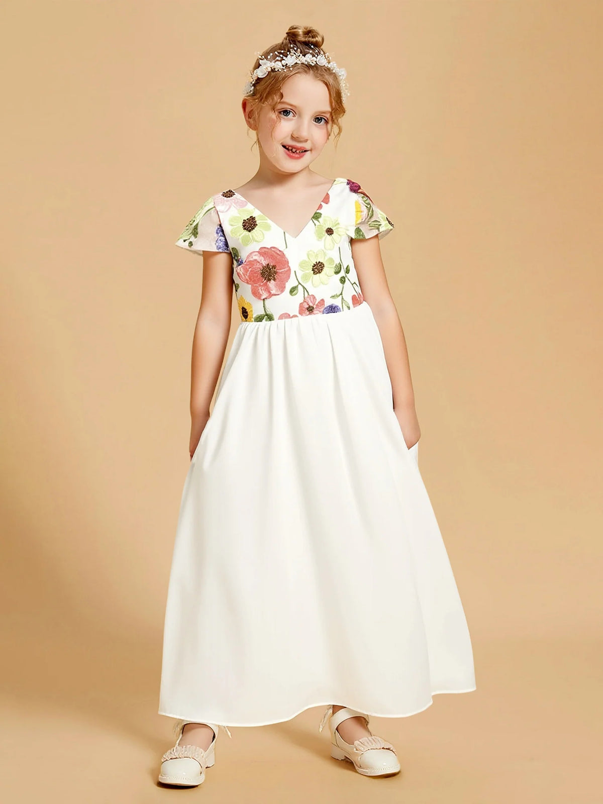 Heowos white floral floor-length flower girl dress with V-neck and flutter sleeves